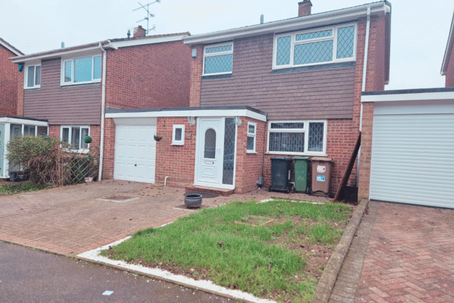 3 Bed Linked Detached – Luton